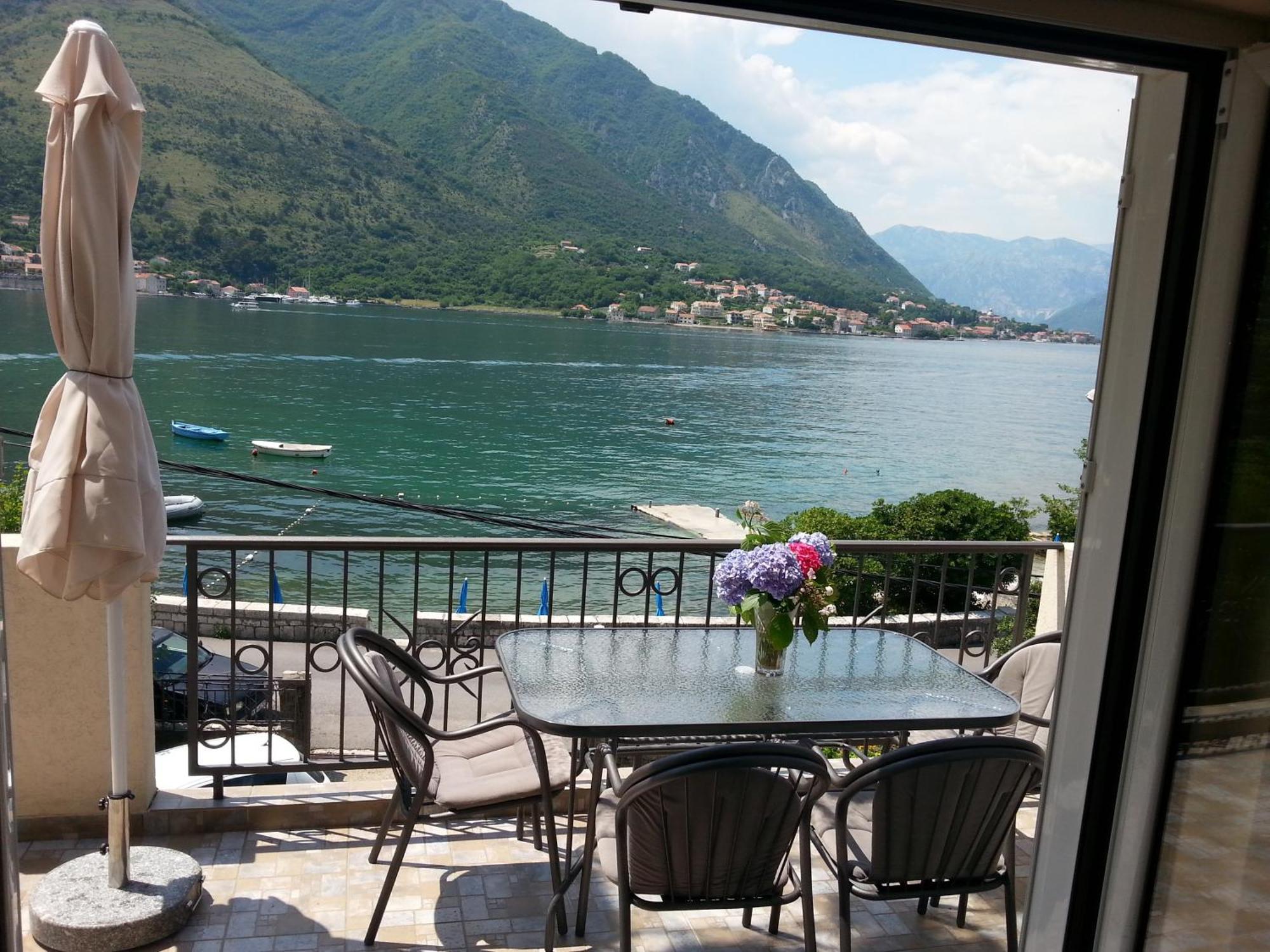 Apartments Pejanovic Kotor Exterior photo
